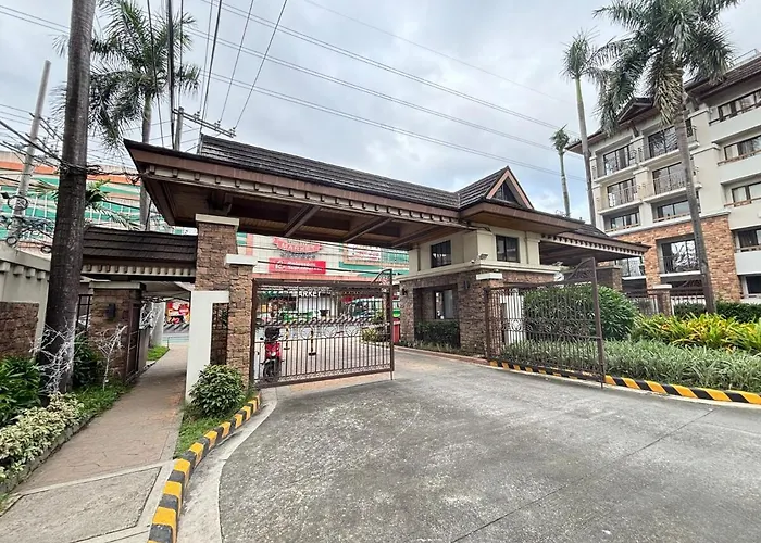 Cozy 2br Free Pool Access Apartment